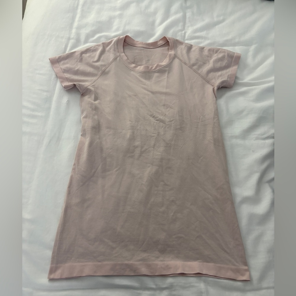 Lululemon Swiftly Tech Short Sleeve Top